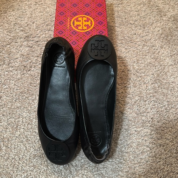 Tory Burch Shoes - Tory Burch size 9.5 black Minnie travel ballet flat logo soft Napa leather